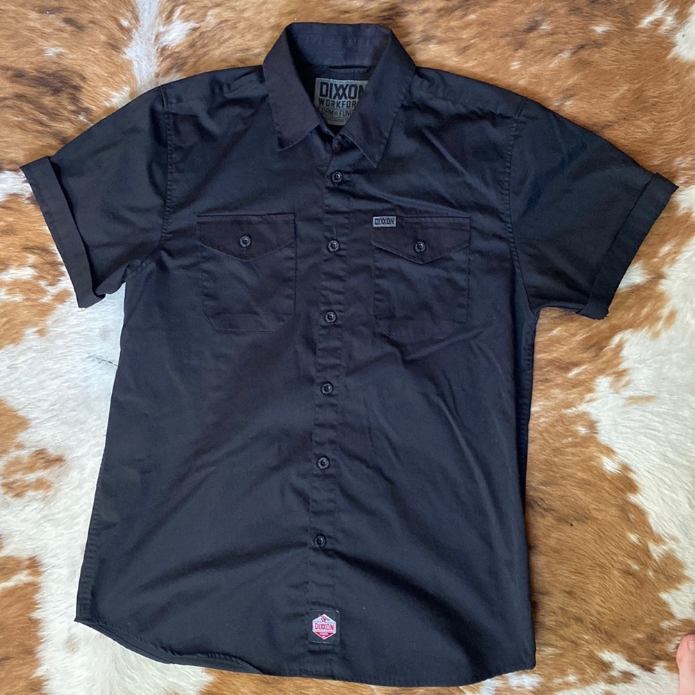 DIXXON BLACK SHORT SLEEVE BUTTON UP